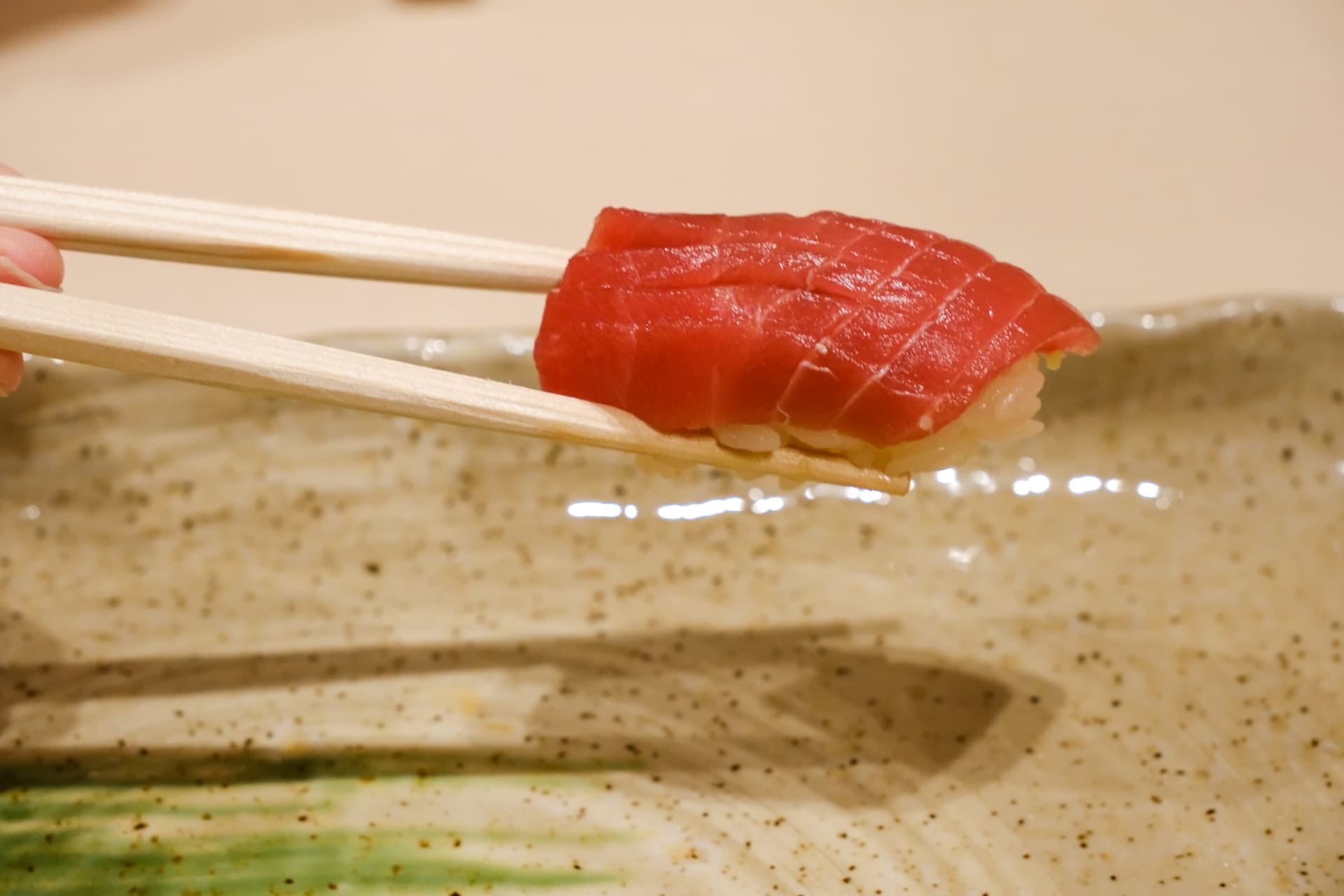 寿司初心者必見！食べる順番で変わる美味しさとは？